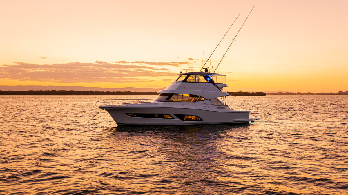 50 SPORTS MOTOR YACHT