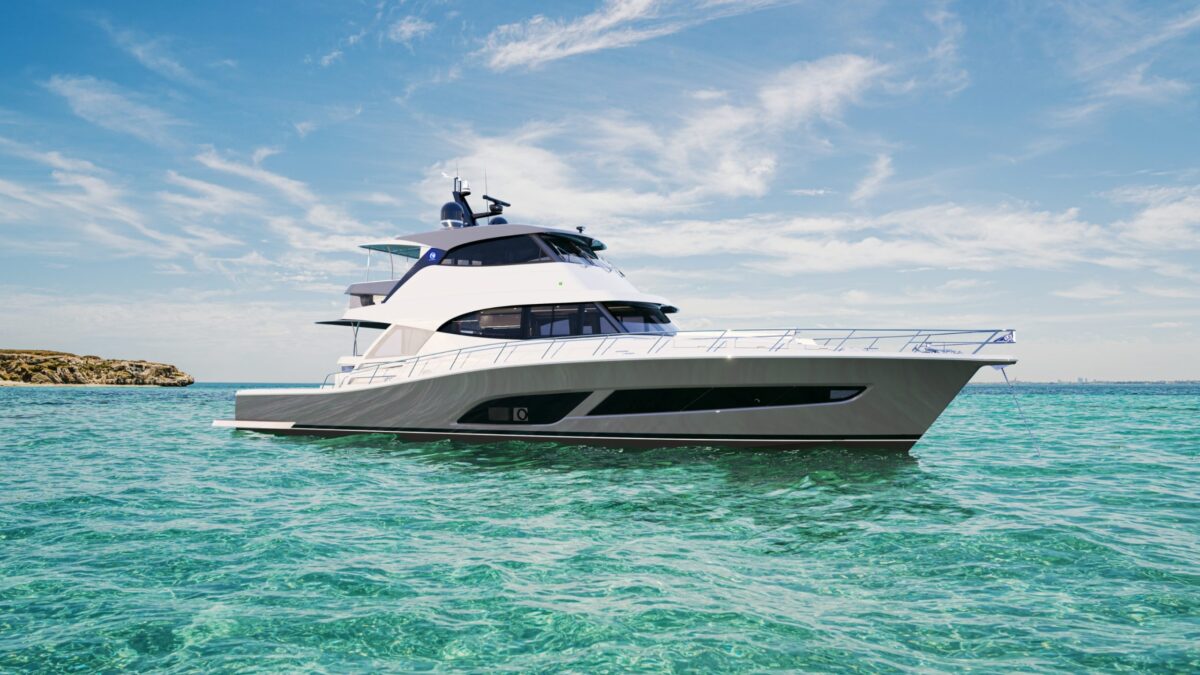 72 SPORTS MOTOR YACHT